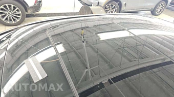 2017 Mercedes-Benz E 300 Sport 4MATIC Sedan – miniatura 28