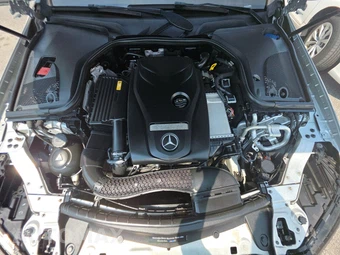 2017 Mercedes-Benz E 300 Sport 4MATIC Sedan - miniatura 15