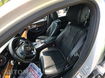 2017 Mercedes-Benz E 300 Sport 4MATIC Sedan - miniatura 7