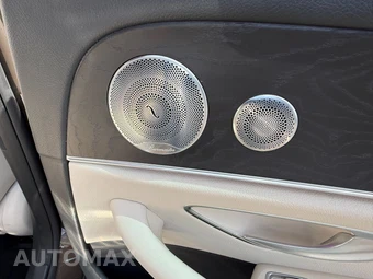2017 Mercedes-Benz E 300 Sport 4MATIC Sedan - miniatura 24