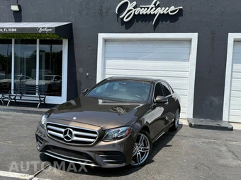 2017 Mercedes-Benz E 300 Sport 4MATIC Sedan - miniatura 37