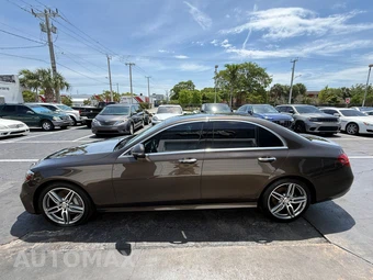 2017 Mercedes-Benz E 300 Sport 4MATIC Sedan - miniatura 7