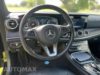 2017 Mercedes-Benz E 300 Sport 4MATIC Sedan - miniatura 17