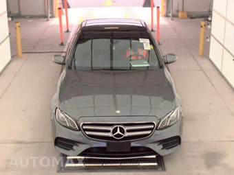 2017 Mercedes-Benz E 300 Sport 4MATIC Sedan – miniatura 2