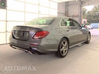 2017 Mercedes-Benz E 300 Sport 4MATIC Sedan – miniatura 4