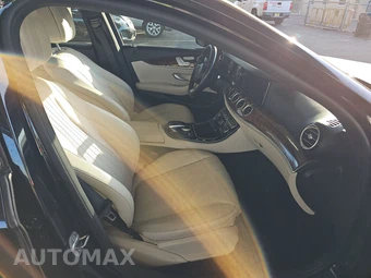 2017 Mercedes-Benz E 300 Sport 4MATIC Sedan – miniatura 8