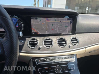 2017 Mercedes-Benz E 300 Sport 4MATIC Sedan - miniatura 10