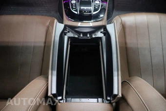 2017 Mercedes-Benz E 300 Sport 4MATIC Sedan - miniatura 29