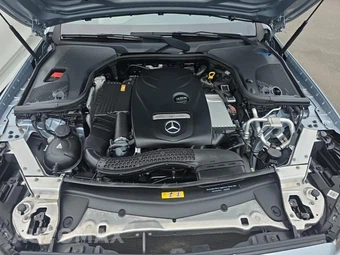2017 Mercedes-Benz E 300 Sport 4MATIC Sedan – miniatura 19