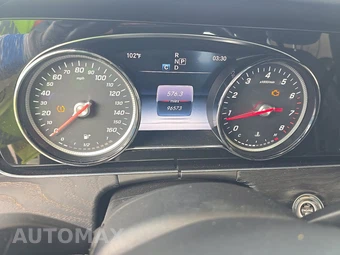 2017 Mercedes-Benz E 300 Sport 4MATIC Sedan – miniatura 12