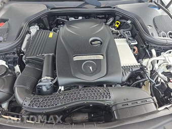2017 Mercedes-Benz E 300 Sport 4MATIC Sedan – miniatura 15