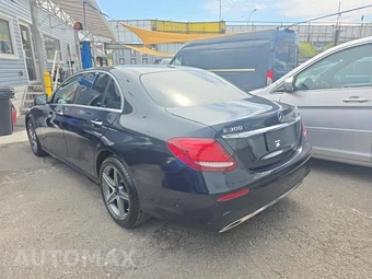 2017 Mercedes-Benz E 300 Sport 4MATIC Sedan – miniatura 6