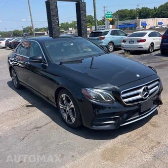 2017 Mercedes-Benz E 300 Sport 4MATIC Sedan - miniatura 5