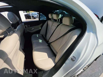 2017 Mercedes-Benz E 300 Sport Sedan - miniatura 13