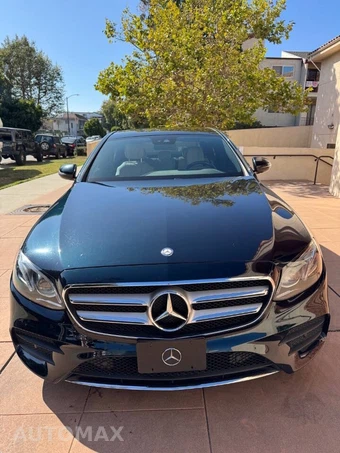 2017 Mercedes-Benz E 300 Sport Sedan - miniatura 3