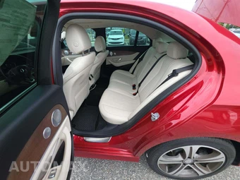 2017 Mercedes-Benz E 300 Sport Sedan - miniatura 10