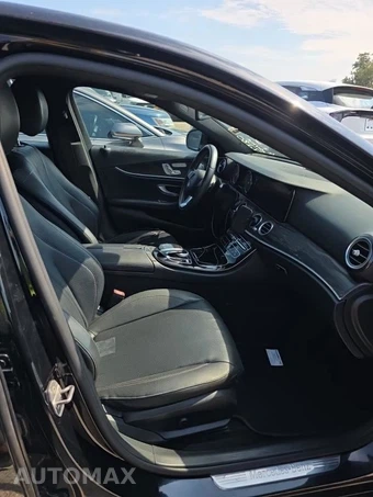 2017 Mercedes-Benz E 300 Sport Sedan - miniatura 16