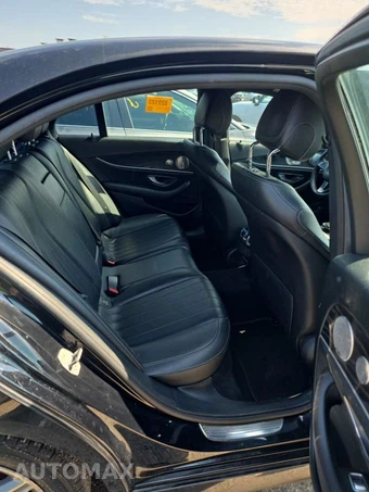 2017 Mercedes-Benz E 300 Sport Sedan - miniatura 18