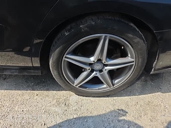 2017 Mercedes-Benz E 300 Sport Sedan - miniatura 20