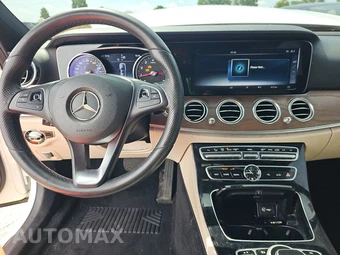 2017 Mercedes-Benz E 300 Sport Sedan - miniatura 11
