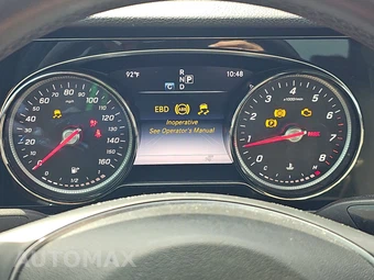 2017 Mercedes-Benz E 300 Sport Sedan - miniatura 12