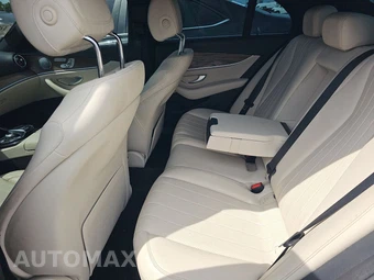 2017 Mercedes-Benz E 300 Sport Sedan - miniatura 13