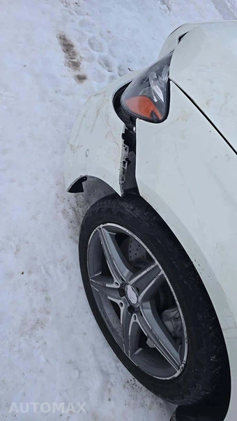 2017 Mercedes-Benz E 300 Sport Sedan - miniatura 20