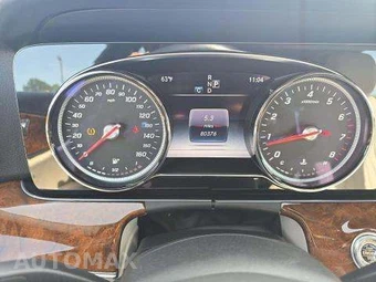 2017 Mercedes-Benz E 300 Sport Sedan - miniatura 10