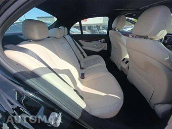 2017 Mercedes-Benz E 300 Sport Sedan - miniatura 17