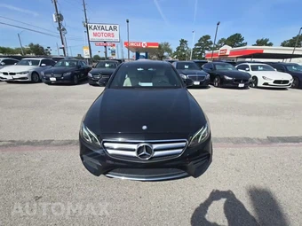 2017 Mercedes-Benz E 300 Sport Sedan - miniatura 2