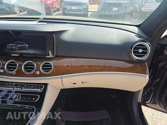 2017 Mercedes-Benz E 300 Sport Sedan - miniatura 20