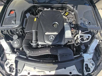 2017 Mercedes-Benz E 300 Sport Sedan - miniatura 27