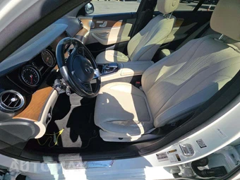 2017 Mercedes-Benz E 300 Sport Sedan – miniatura 3