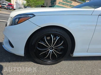 2017 Mercedes-Benz E 400 4MATIC Coupe – miniatura 8