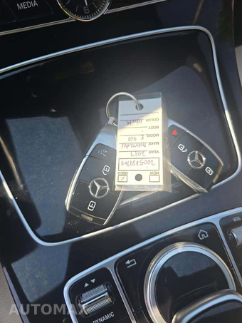 2017 Mercedes-Benz E 400 Sport 4MATIC Wagon - miniatura 8