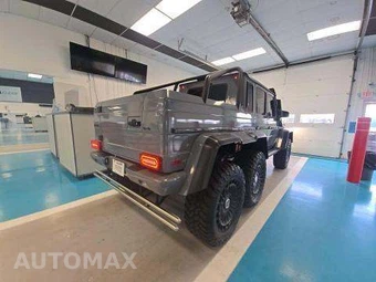 2017 Mercedes-Benz G 550 4x4 Squared - miniatura 3