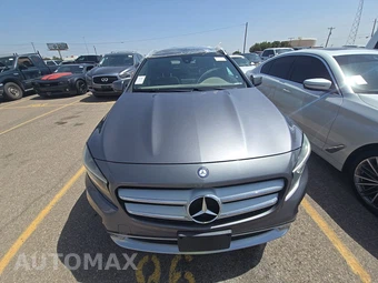 2017 Mercedes-Benz GLA 250 4MATIC - miniatura 2
