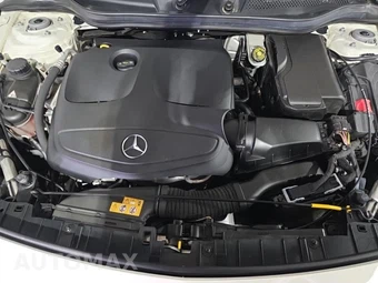 2017 Mercedes-Benz GLA 250 4MATIC - miniatura 19