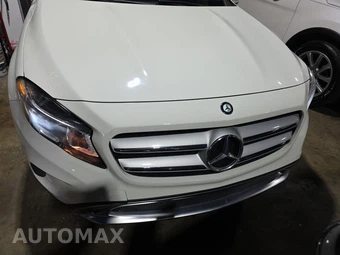 2017 Mercedes-Benz GLA 250 4MATIC - miniatura 2