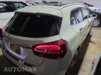2017 Mercedes-Benz GLA 250 4MATIC - miniatura 4