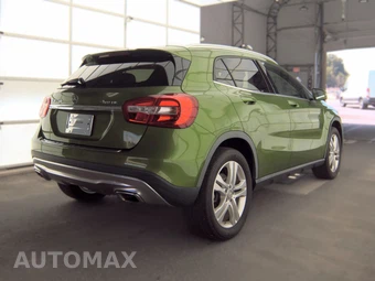 2017 Mercedes-Benz GLA 250 4MATIC – miniatura 4