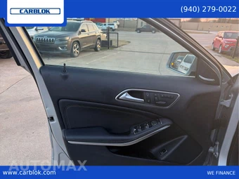 2017 Mercedes-Benz GLA 250 4MATIC - miniatura 31