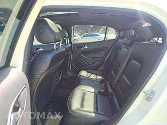 2017 Mercedes-Benz GLA 250 4MATIC – miniatura 14