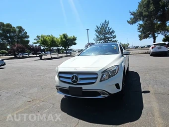 2017 Mercedes-Benz GLA 250 4MATIC – miniatura 2