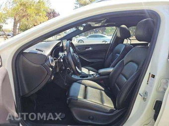 2017 Mercedes-Benz GLA 250 4MATIC – miniatura 7