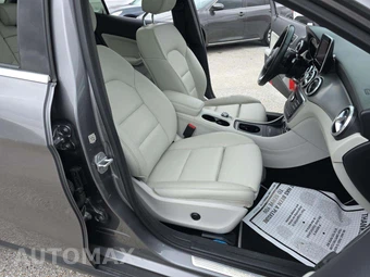 2017 Mercedes-Benz GLA 250 4MATIC – miniatura 15