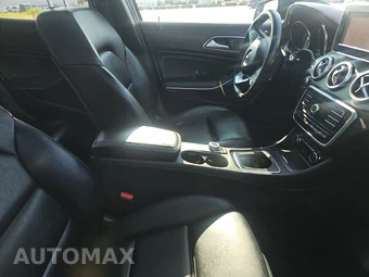 2017 Mercedes-Benz GLA 250 4MATIC - miniatura 8