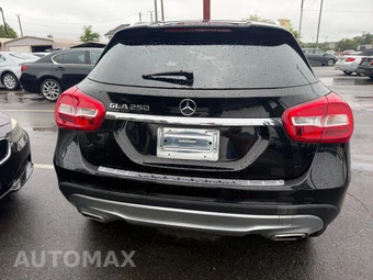 2017 Mercedes-Benz GLA 250 – miniatura 13