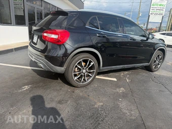 2017 Mercedes-Benz GLA 250 – miniatura 6