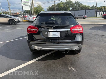 2017 Mercedes-Benz GLA 250 – miniatura 7
